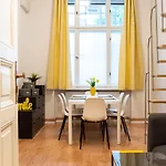 Lm Dream Walk-In Shower & A/C Freshly Renovated